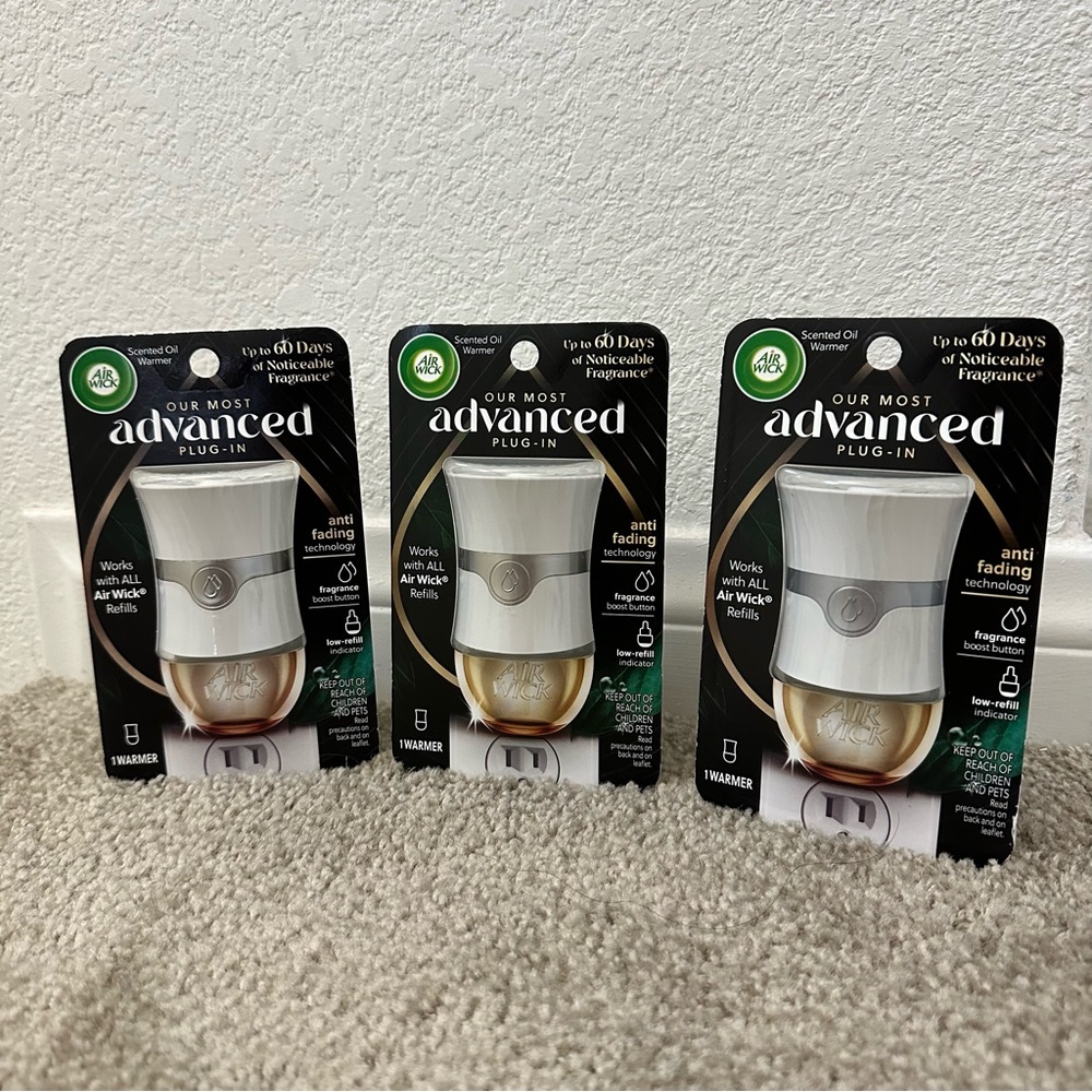 3 bundle Airwick Advanced plug-in Warmer